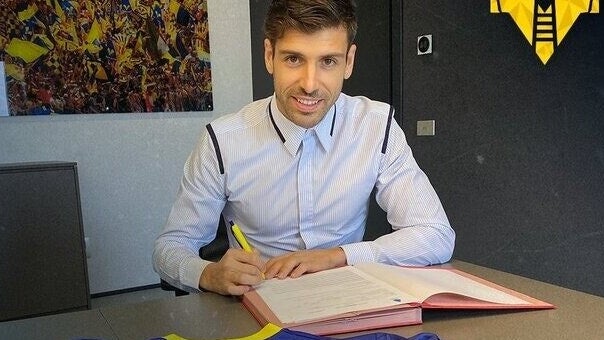 Imagem de Miguel Veloso renova com o Verona até 2021