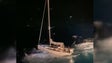 Operação de salvamento das três pessoas do veleiro francês (vídeo)