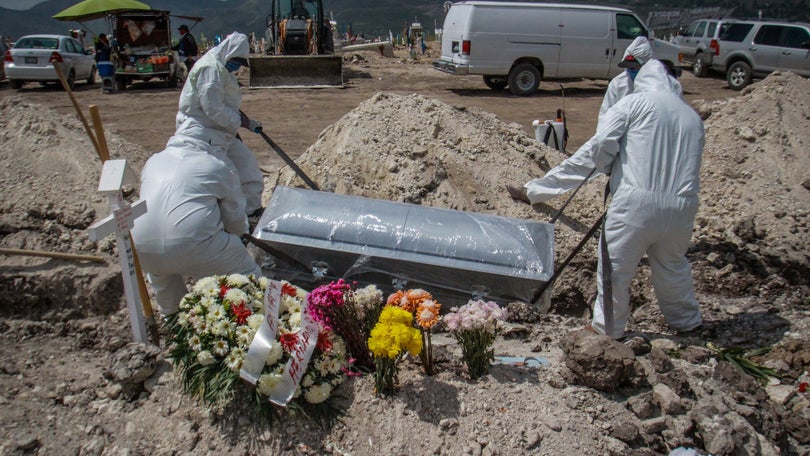 Imagem de Estados Unidos registam 1.568 mortos nas últimas 24 horas