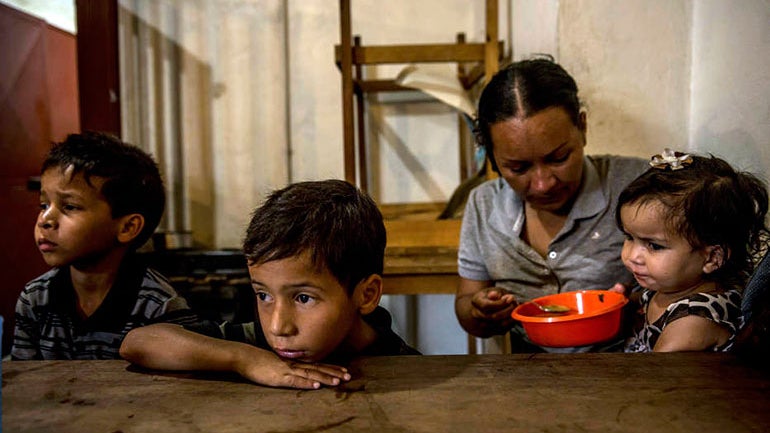 Imagem de Europa pede à Venezuela que permita a entrada de ajuda humanitária no país