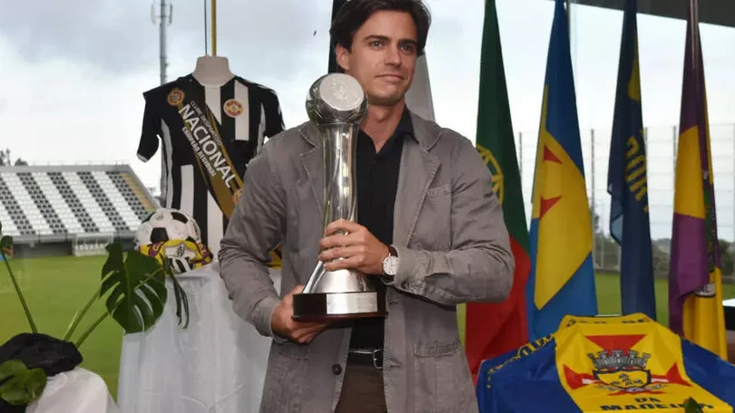 Imagem de João Diogo é o novo treinador principal dos sub-19 do CD Nacional