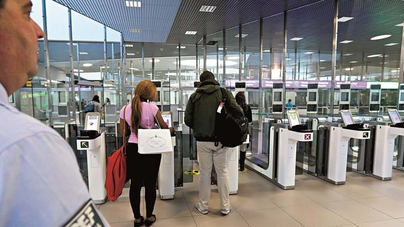 Covid-19: Baixa taxa de positivos manteve Portugal como país seguro para Inglaterra