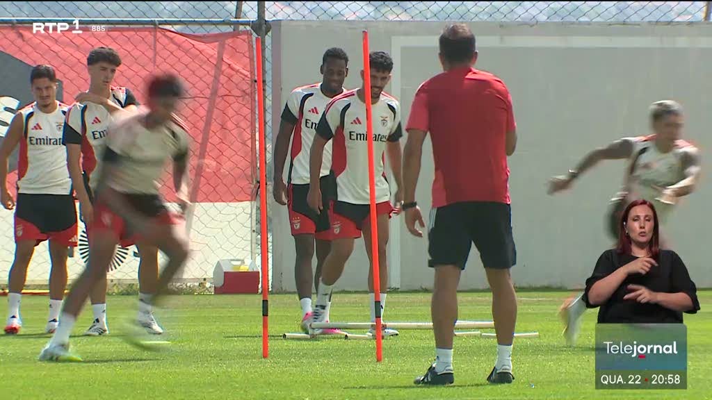 Imagem de Benfica. Marco Silva diz que objetivo é chegar à próxima eliminatória