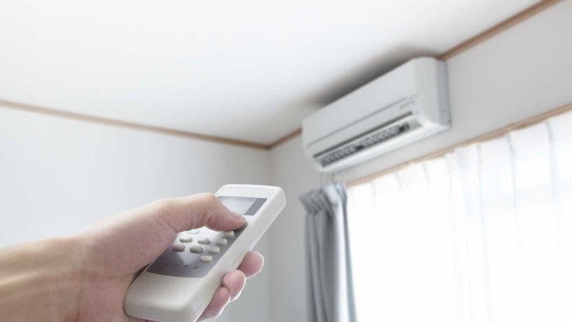 Imagem de Covid-19: Risco de ar condicionado é muito baixo se manutenção for cumprida, diz DGS
