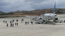 Centenas desembarcam no Porto Santo (vídeo)