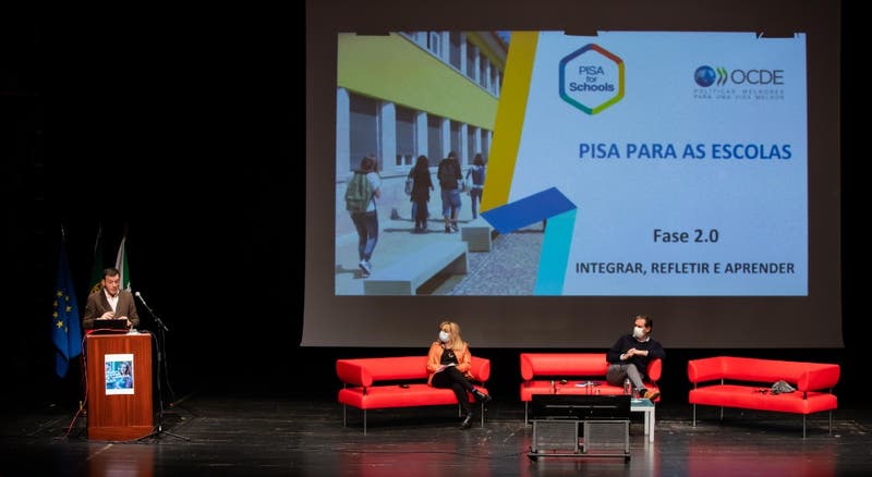 Mais de 100 escolas na fase piloto do projeto PISA for Schools em Portugal
