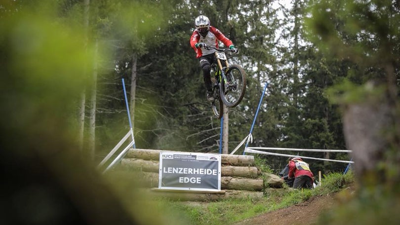 Imagem de Emanuel Pombo na final do mundial de BTT de downhill