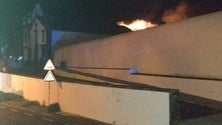 Imagem de Fogo provoca feridos na igreja do Capelo (Som e vídeo)