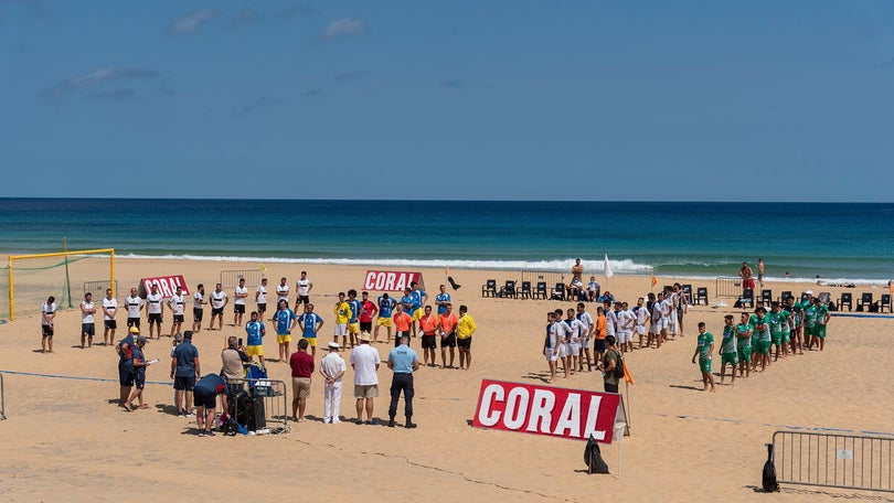 Imagem de Campeonato Nacional de Futebol de Praia no Porto Santo