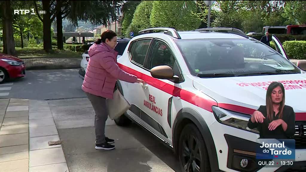 Transporte de doentes não urgentes em risco por falta de apoios