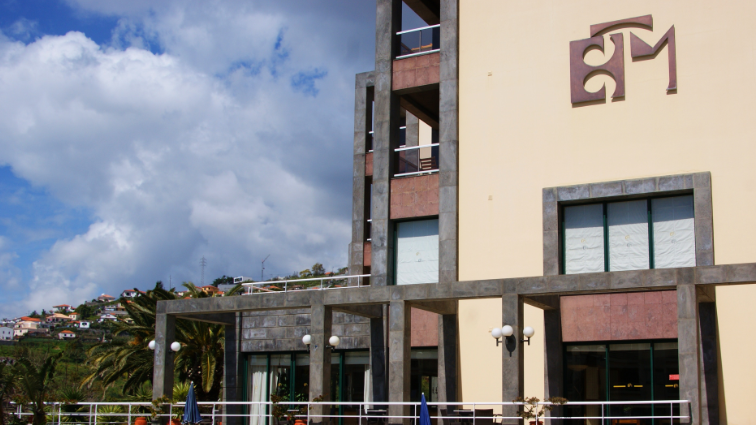 Escola Hoteleira desmente queixas dos alunos de São Tomé e Príncipe