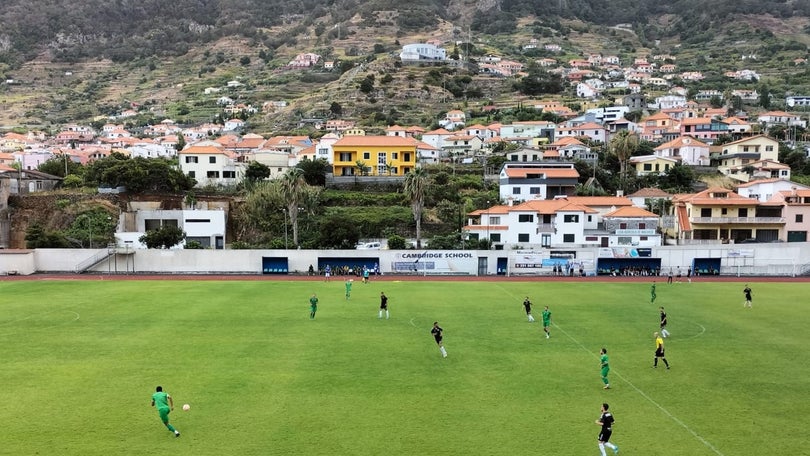 Nacional vence Marítimo B e empata com Machico