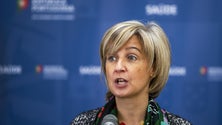 Imagem de Ministra da Saúde admite condicionamentos na vacinação