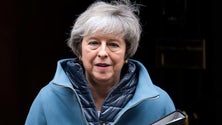Imagem de May telefonou a António Costa para debater acordo de saída da UE