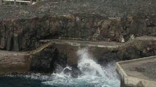 Imagem de Lido Poente encerrado devido à agitação marítima