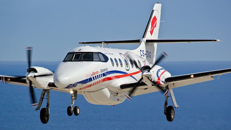 Ligação aérea Madeira-Porto Santo analisada hoje