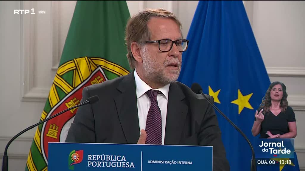Imagem de Governo pede "tolerância zero" nas estradas