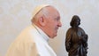 Papa vai ter gesto para com vítimas de abusos sexuais por membros da Igreja