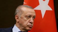 Imagem de Erdogan diz que discussão de estatuto da Crimeia e Donbass desagrada a Kiev