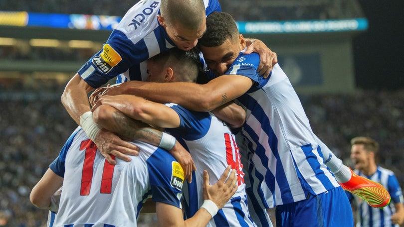 Porto derrota Braga e garante corrida ao titulo