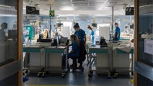 Imagem de 911 novos casos e três mortes