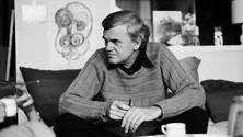Imagem de Escritor checo Milan Kundera morreu hoje aos 94 anos