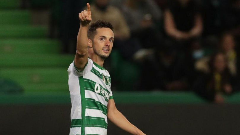 Imagem de Sporting vence mas cede titulo de campeão