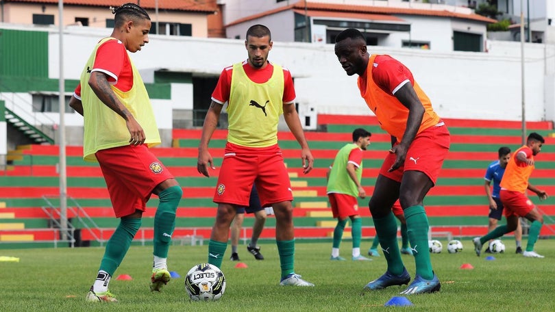 Imagem de Marítimo vence equipa secundária pela margem mínima