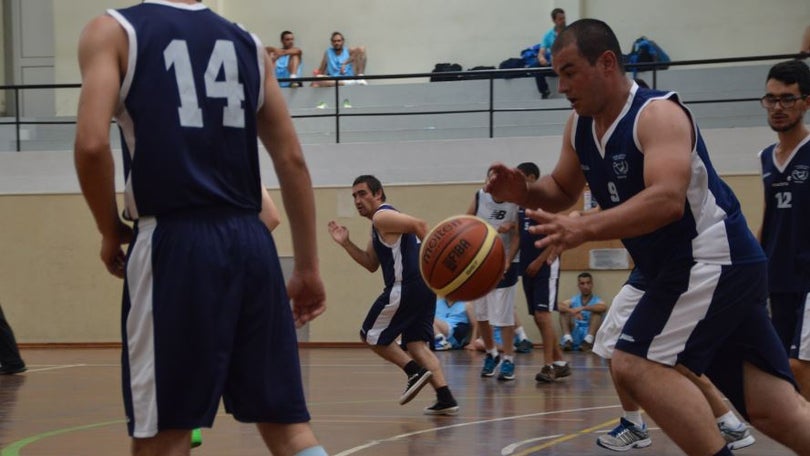 “Os Especiais“ garante dois jogadores à Seleção Nacional de Basquetebol