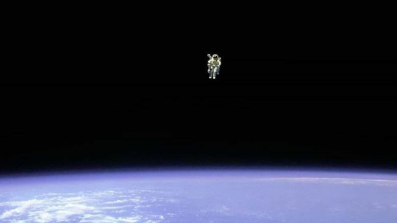 Imagem de Pagou 23 milhões para passear no espaço