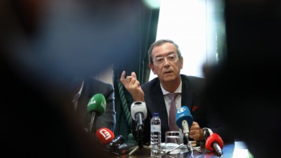 Imagem de Ordem dos Médicos enaltece Gouveia e Melo