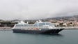 Imagem de Azamara Onward de regresso ao Porto do Funchal com 1062 pessoas