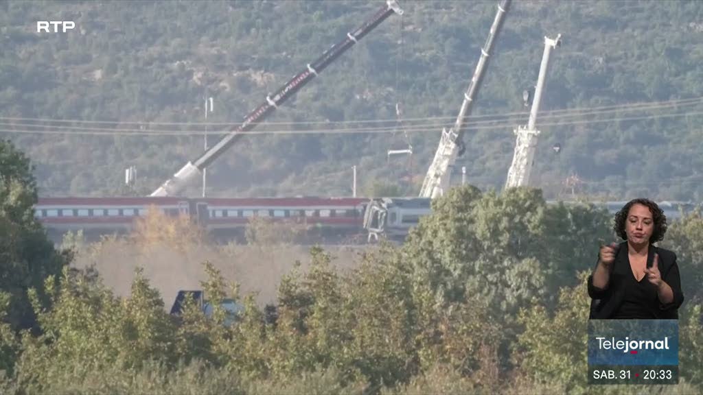 Acidente ferroviário em Espanha. Mais de 30 vítimas ainda por identificar