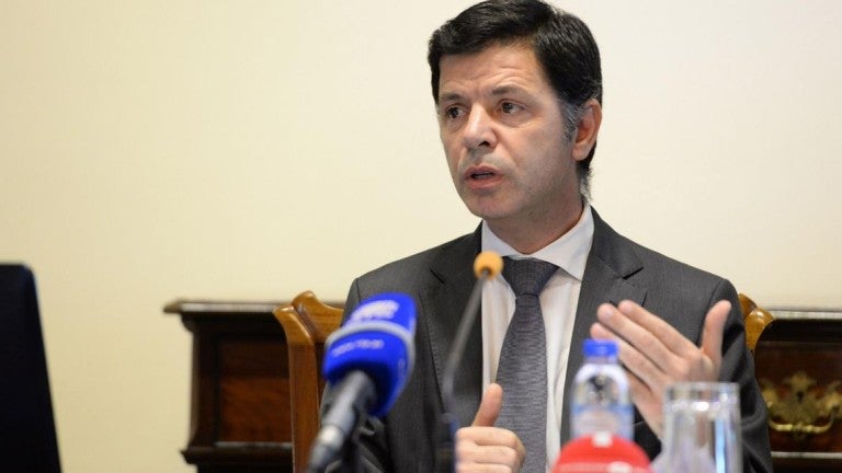 Imagem de Governo Regional quer rever taxa de juro do PAEF