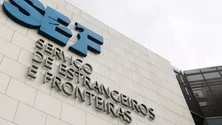 Imagem de Inspetores recorrem ao tribunal para travar «extinção do SEF pelo Governo»