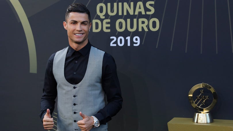 Imagem de Cristiano Ronaldo Jogador do Ano para FPF e com recado para redes sociais e imprensa