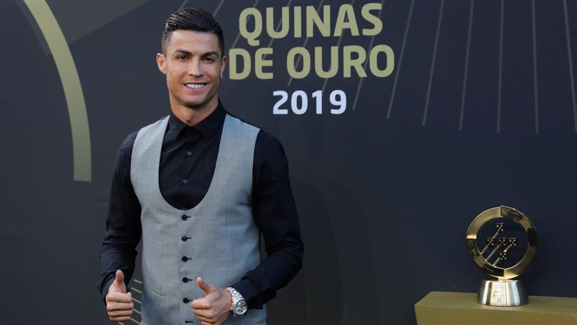 Cristiano Ronaldo Jogador do Ano para FPF e com recado para redes sociais e imprensa