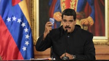 Imagem de Maduro diz que justiça “deve atuar” após autoproclamação de opositor como PR