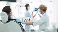 Imagem de Dentistas com carreira pública (vídeo)