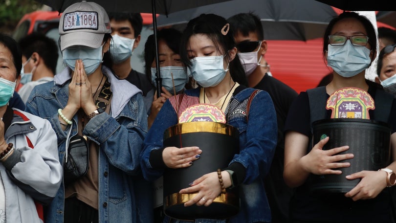 Imagem de Taiwan chora vítimas de um dos maiores acidentes do país