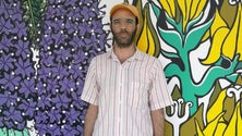 Imagem de Norberto Lobo em residência artística antes de subir ao palco do Aleste
