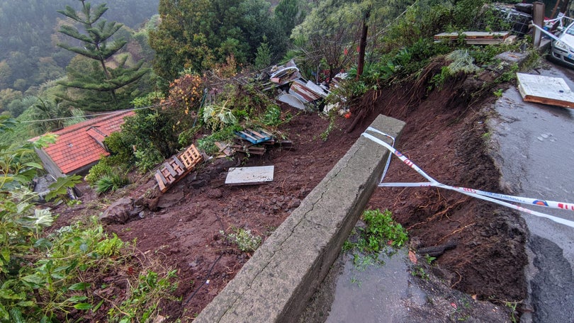 Chuva provoca danos na Camacha