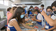 Imagem de Crianças cozinham para famílias carenciadas (vídeo)