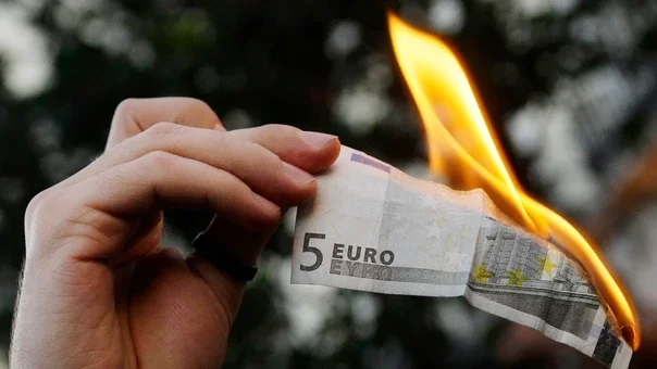 Imagem de Dívidas fiscais prescritas aumentam mais de seis vezes em 2022 para 43,6 milhões