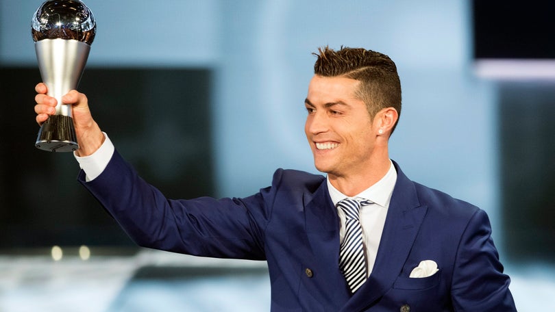 Imagem de Ronaldo vai receber o prémio Paolo Rossi