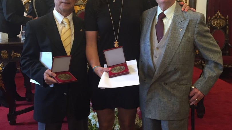 Imagem de Olímpica Sandra Godinho do judo do Clube Naval do Funchal homenageada em Coimbra