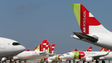 Imagem de Ministério Público abre inquérito à compra de aviões