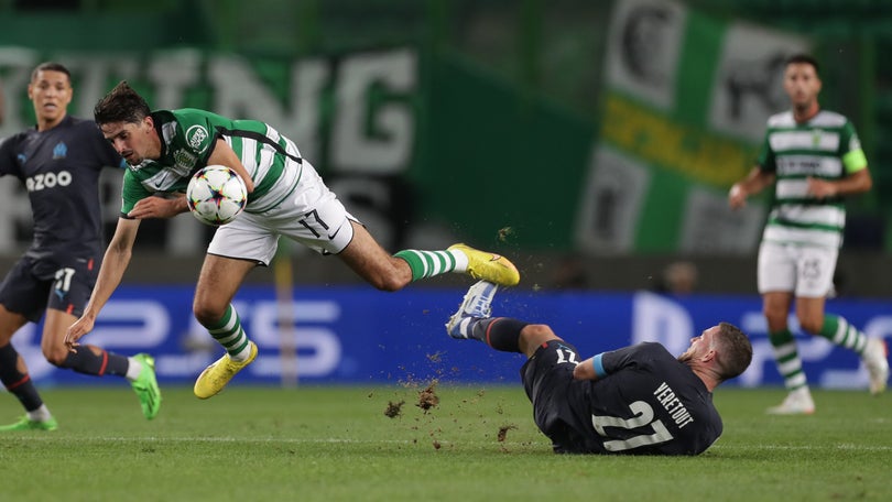 Imagem de Sporting volta a perder com Marselha e complica apuramento para «oitavos»