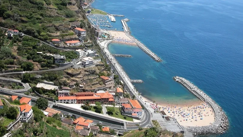 Imagem de Calheta organiza festas de verão a 20 de agosto