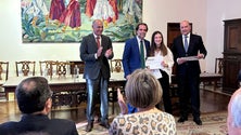 Imagem de Quinze alunos madeirenses receberam bolsas de mérito (vídeo)